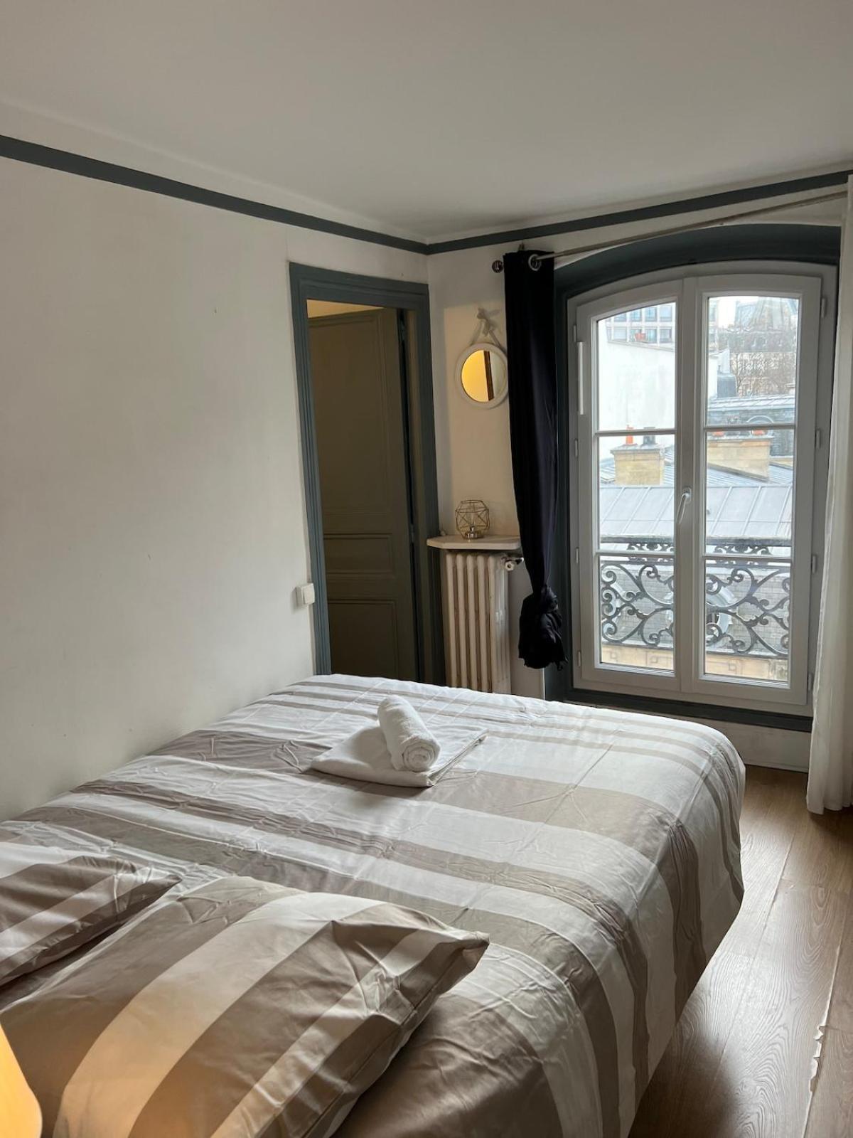 Proche Champs Elysee 8e Apartamento París